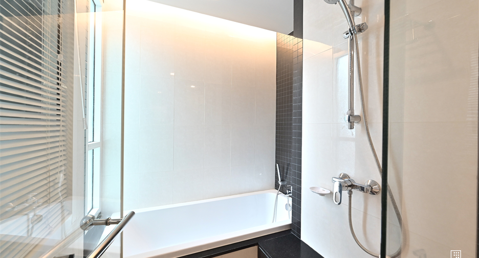 For sale 1 bed condo in Watthana, Bangkok