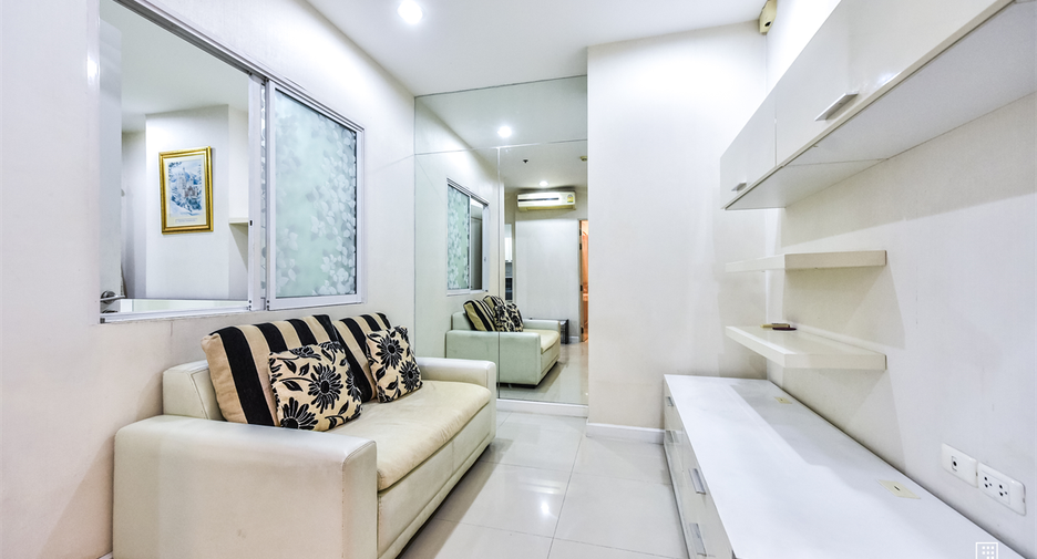 For sale 1 bed condo in Khlong San, Bangkok