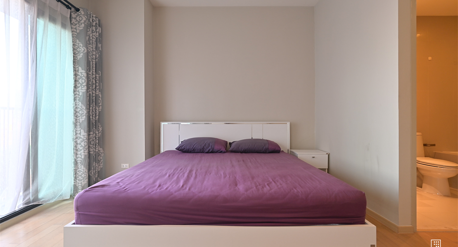 For sale 1 Beds condo in Khlong Toei, Bangkok