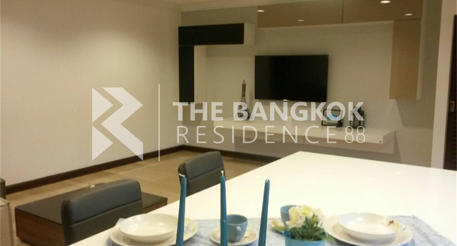 For sale 3 bedrooms condo in Watthana, Bangkok