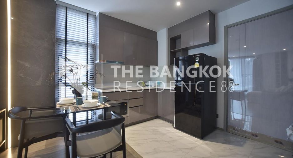 For sale 2 bedrooms condo in Watthana, Bangkok