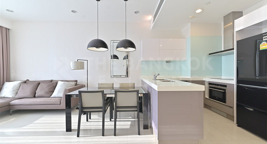 For sale 2 bedrooms condo in Pathum Wan, Bangkok