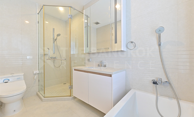 For sale 2 bedrooms condo in Pathum Wan, Bangkok