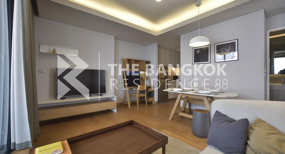 For sale 2 bedrooms condo in Khlong Toei, Bangkok