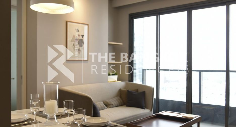 For sale 2 bedrooms condo in Khlong Toei, Bangkok