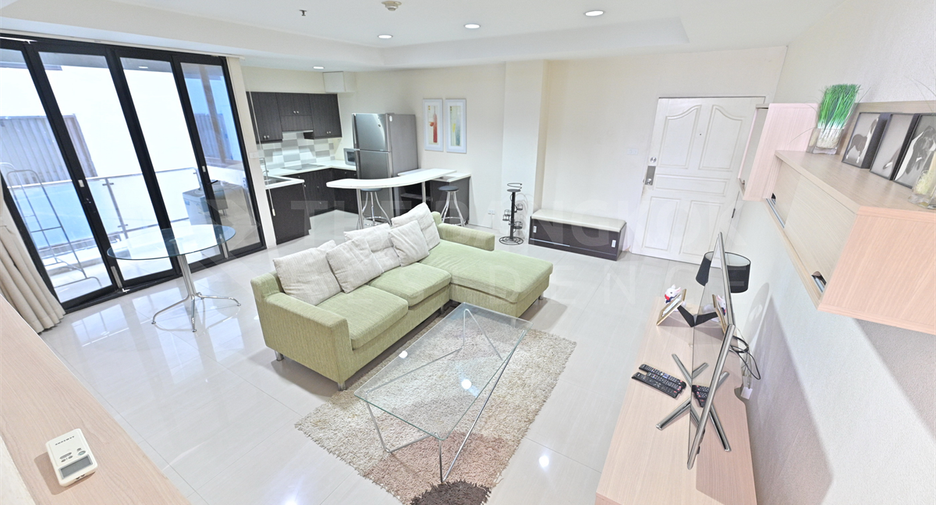 For sale 1 bed condo in Khlong Toei, Bangkok