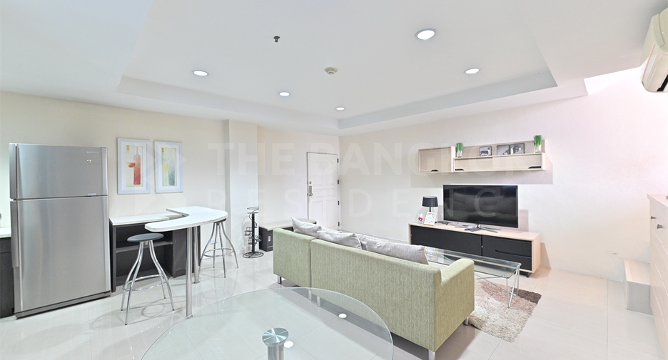 For sale 1 bed condo in Khlong Toei, Bangkok
