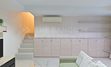 For sale 1 bed condo in Khlong Toei, Bangkok