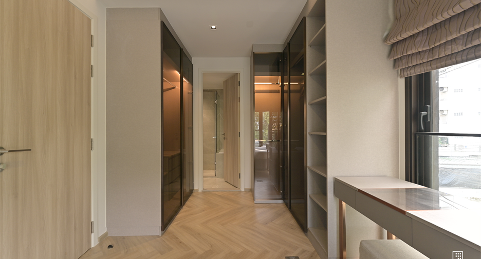 À vendre 2 chambres condo à Watthana, Bangkok