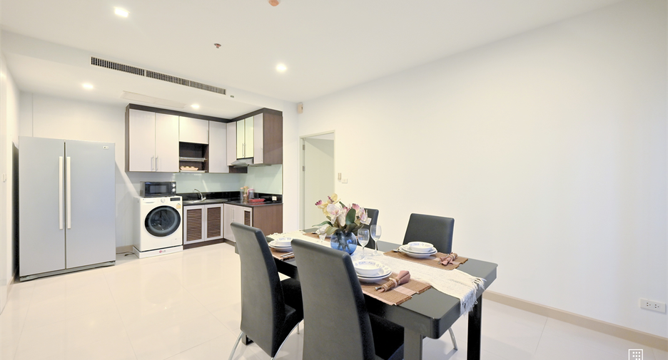 For sale 2 bedrooms condo in Watthana, Bangkok
