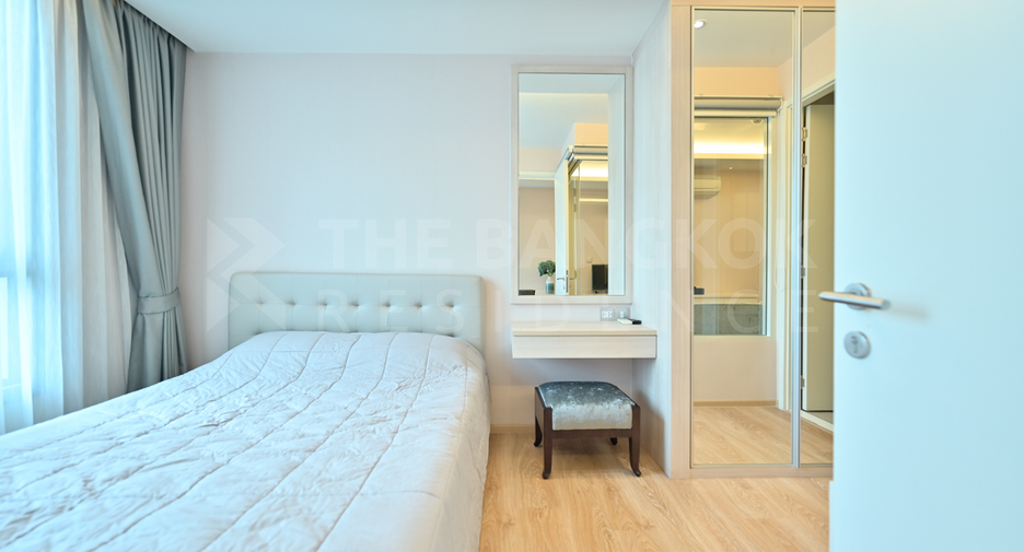 For sale 1 bed condo in Watthana, Bangkok