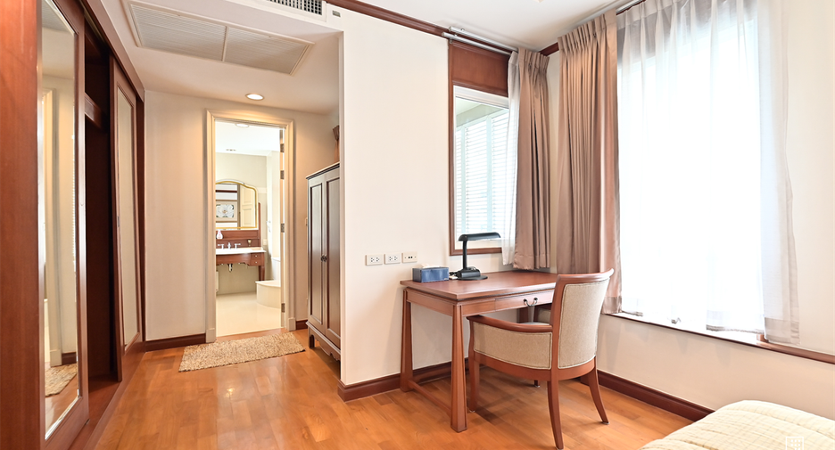 Condo en venta de 2 habitaciones en Khlong Toei, Bangkok
