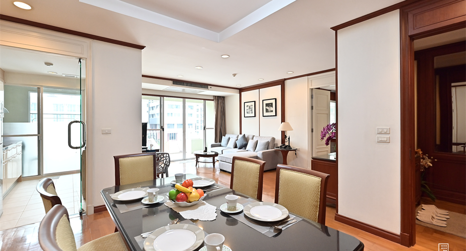 Condo en venta de 2 habitaciones en Khlong Toei, Bangkok