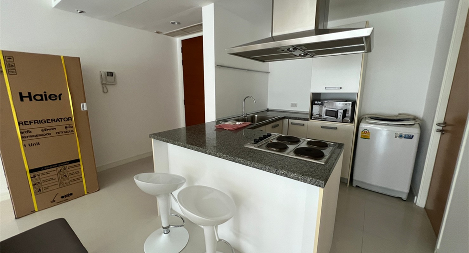 For sale 2 bedrooms condo in Khlong Toei, Bangkok