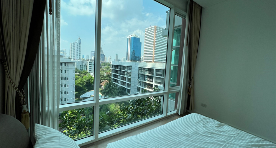 For sale 2 bedrooms condo in Khlong Toei, Bangkok