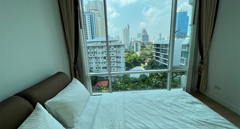 For sale 2 bedrooms condo in Khlong Toei, Bangkok