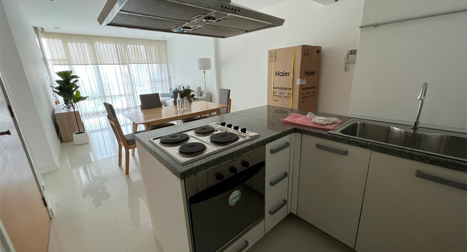 For sale 2 bedrooms condo in Khlong Toei, Bangkok