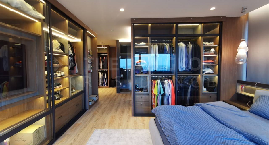 Condo en venta de 4 habitaciones en Yan Nawa, Bangkok