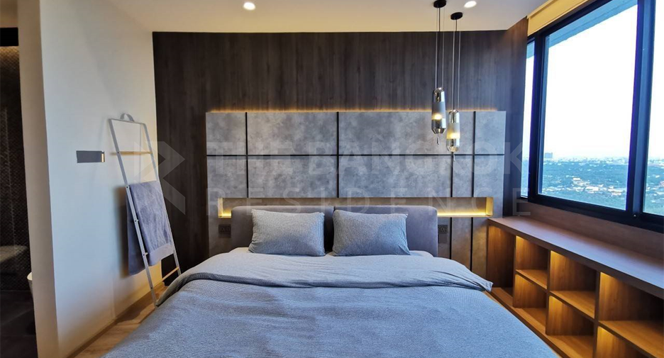 Condo en venta de 4 habitaciones en Yan Nawa, Bangkok