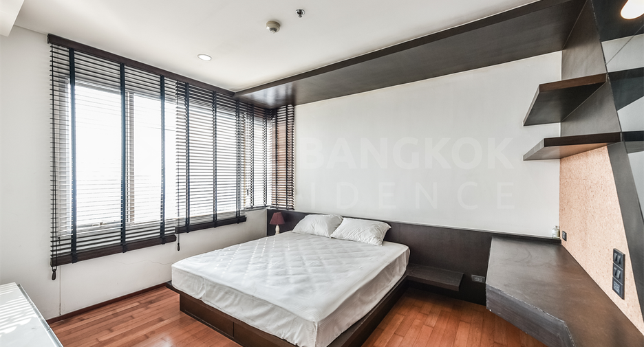 For sale 1 bed condo in Khlong San, Bangkok
