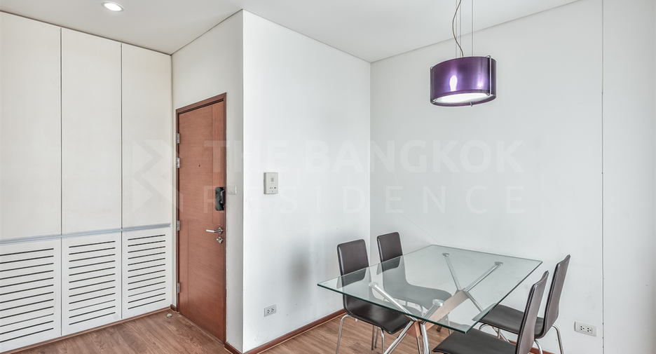 For sale 1 bed condo in Khlong San, Bangkok