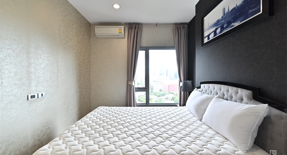 For sale 1 bed condo in Khlong Toei, Bangkok