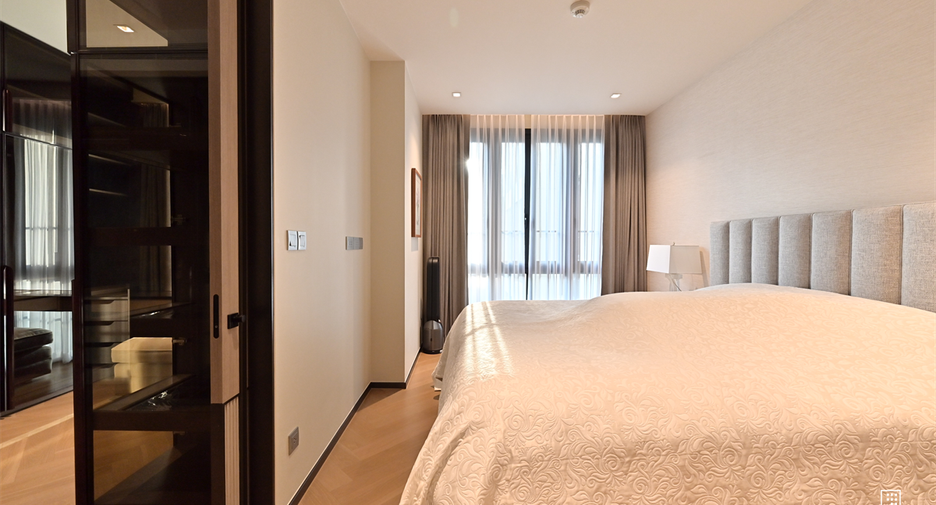 For sale 2 bedrooms condo in Watthana, Bangkok