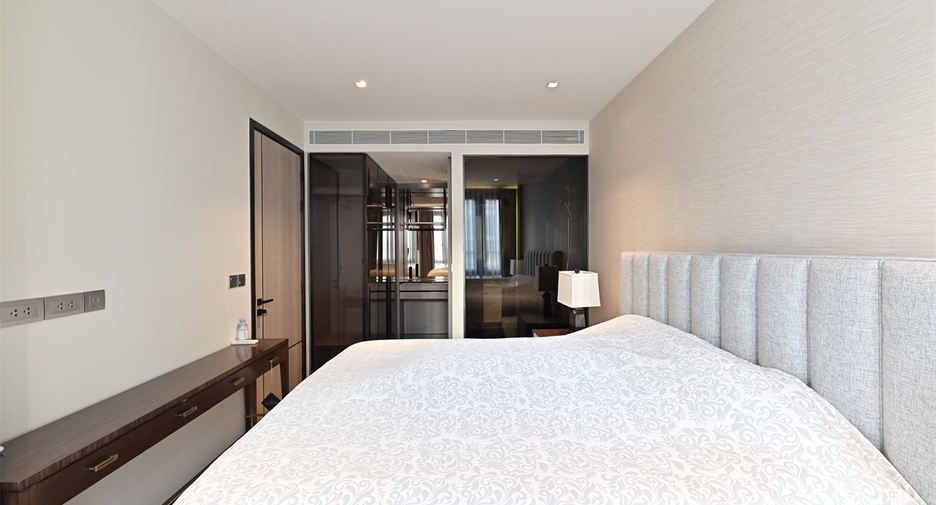 For sale 2 bedrooms condo in Watthana, Bangkok