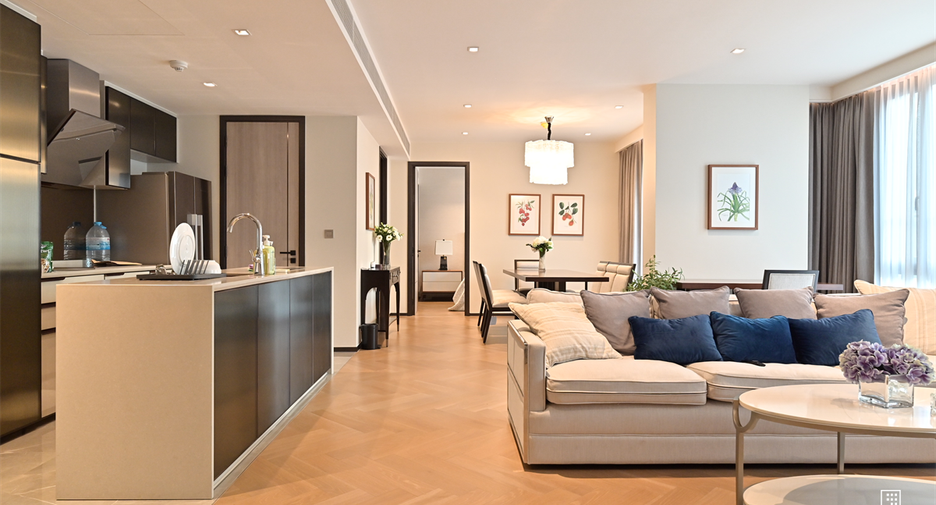 For sale 2 bedrooms condo in Watthana, Bangkok