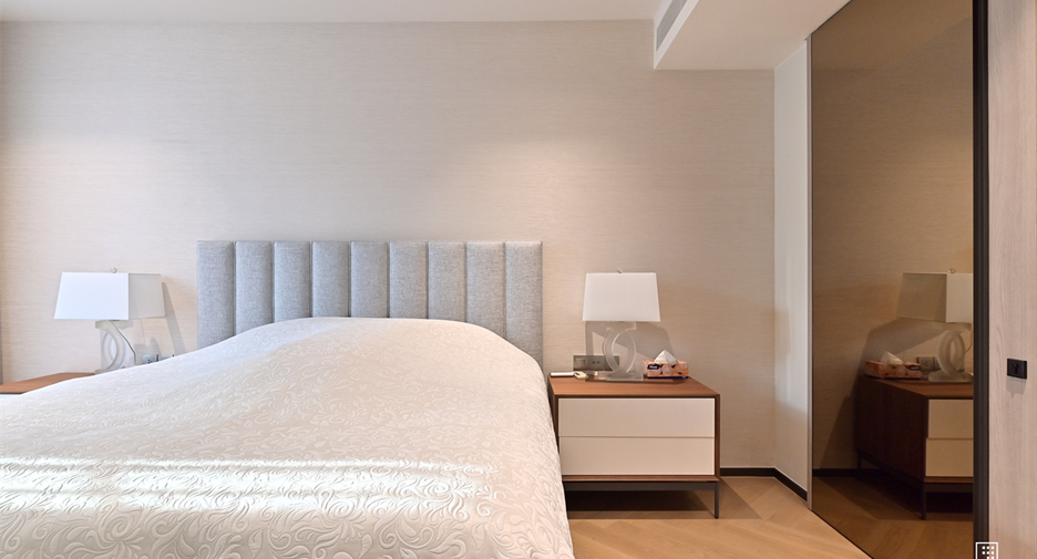 For sale 2 bedrooms condo in Watthana, Bangkok