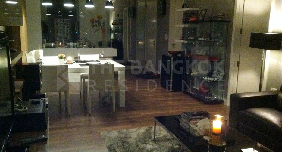 À vendre 2 chambres condo à Phra Khanong, Bangkok