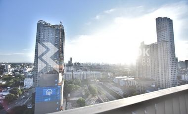 Wohnung zum Kauf mit 2 Zimmer in Phra Khanong, Bangkok