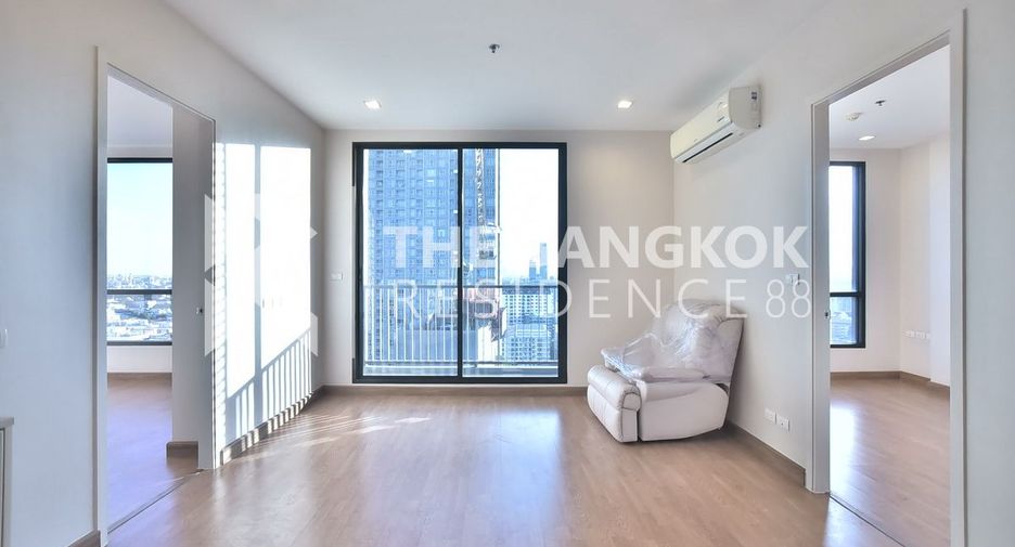 Wohnung zum Kauf mit 2 Zimmer in Phra Khanong, Bangkok