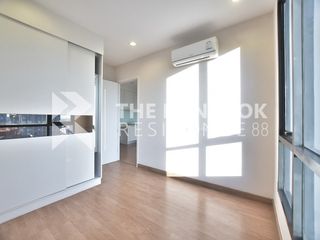 À vendre 2 chambres condo à Phra Khanong, Bangkok