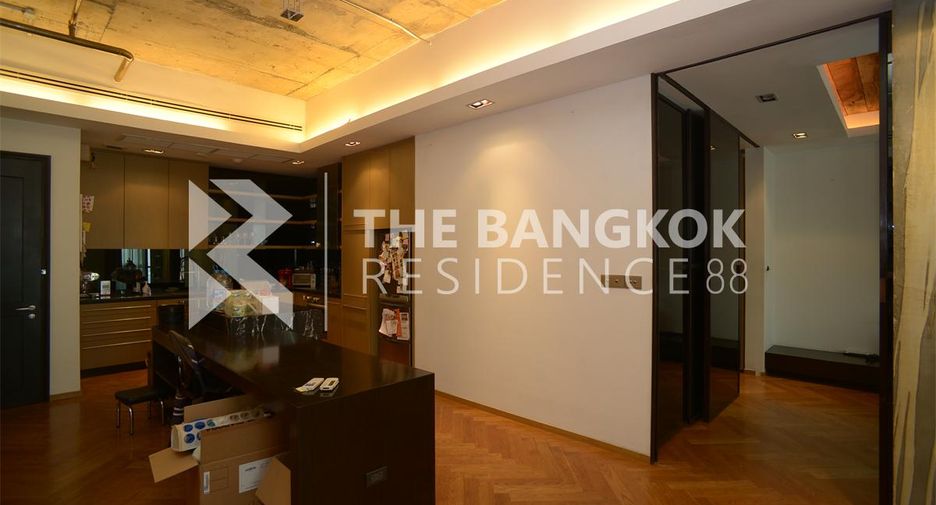 For sale 2 bedrooms condo in Sathon, Bangkok