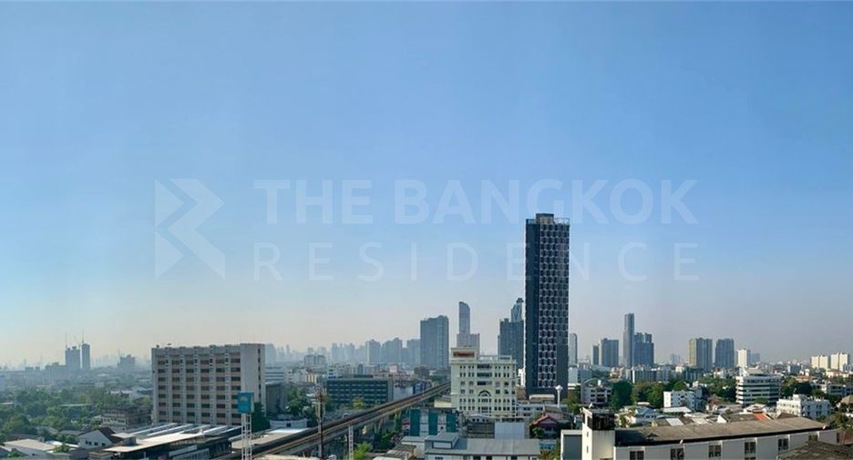 À vendre 2 chambres condo à Phra Khanong, Bangkok