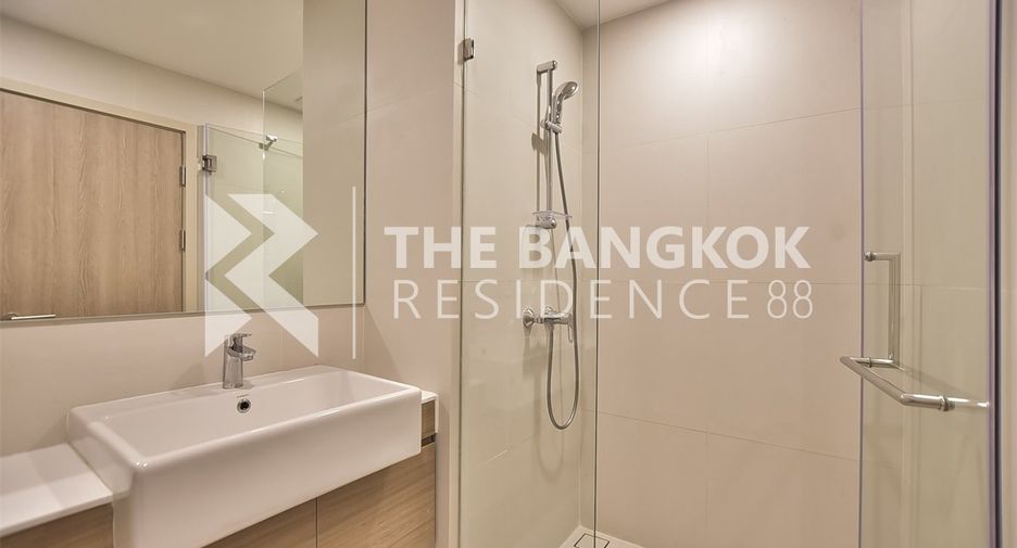 For sale 1 Beds condo in Khlong Toei, Bangkok