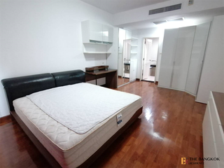 For sale 2 bedrooms condo in Yan Nawa, Bangkok