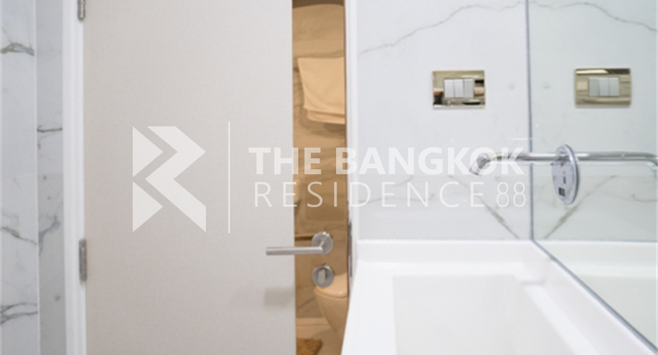 For sale 1 bed condo in Yan Nawa, Bangkok
