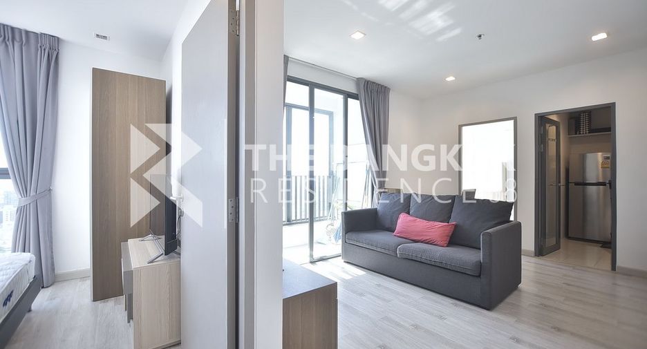 Condo en venta de 2 habitaciones en Phra Khanong, Bangkok