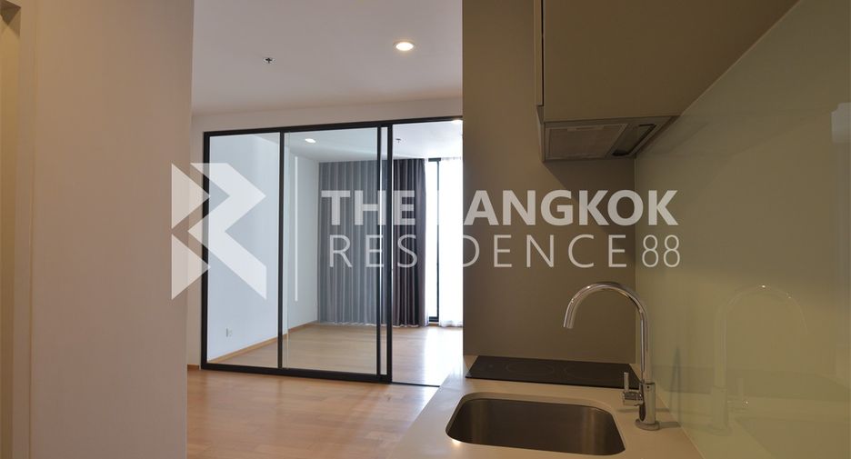 For sale 1 bed condo in Sathon, Bangkok