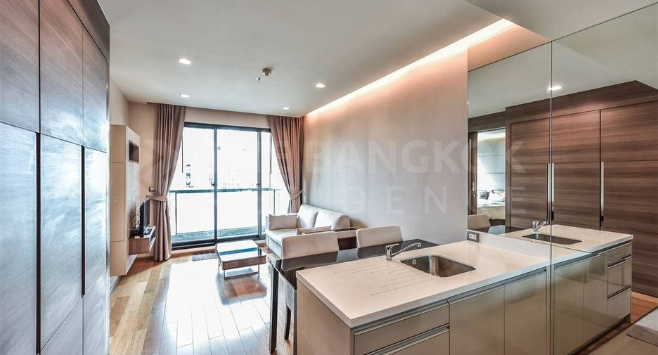 For sale 1 Beds condo in Sathon, Bangkok