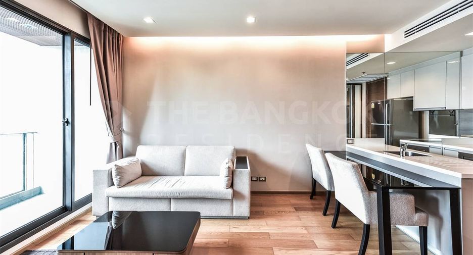 For sale 1 Beds condo in Sathon, Bangkok