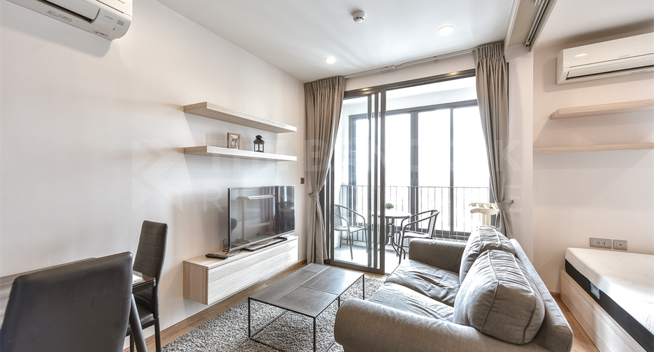 For sale 1 bed condo in Pathum Wan, Bangkok