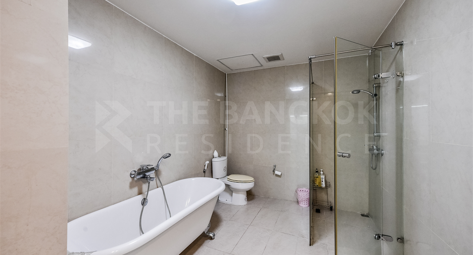 Wohnung zum Kauf mit 2 Zimmer in Sathon, Bangkok