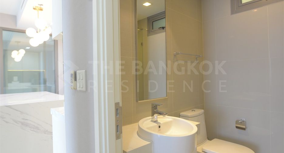 For sale 2 bedrooms condo in Yan Nawa, Bangkok