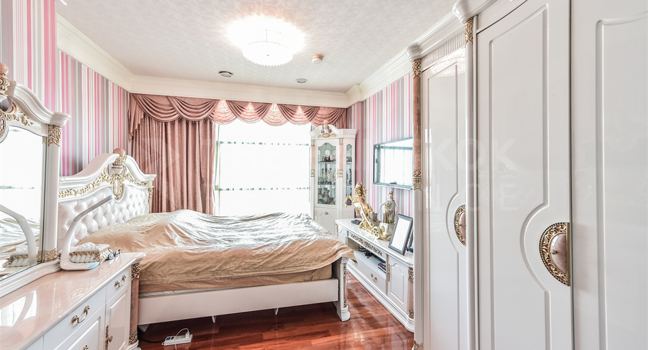 Wohnung zum Kauf mit 2 Zimmer in Bang Kho Laem, Bangkok