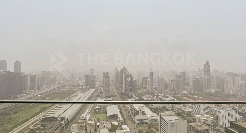 For sale 1 bed condo in Watthana, Bangkok