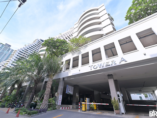 For sale 2 ベッドルーム condo in Watthana, Bangkok
