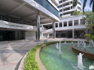 For sale 2 ベッドルーム condo in Watthana, Bangkok